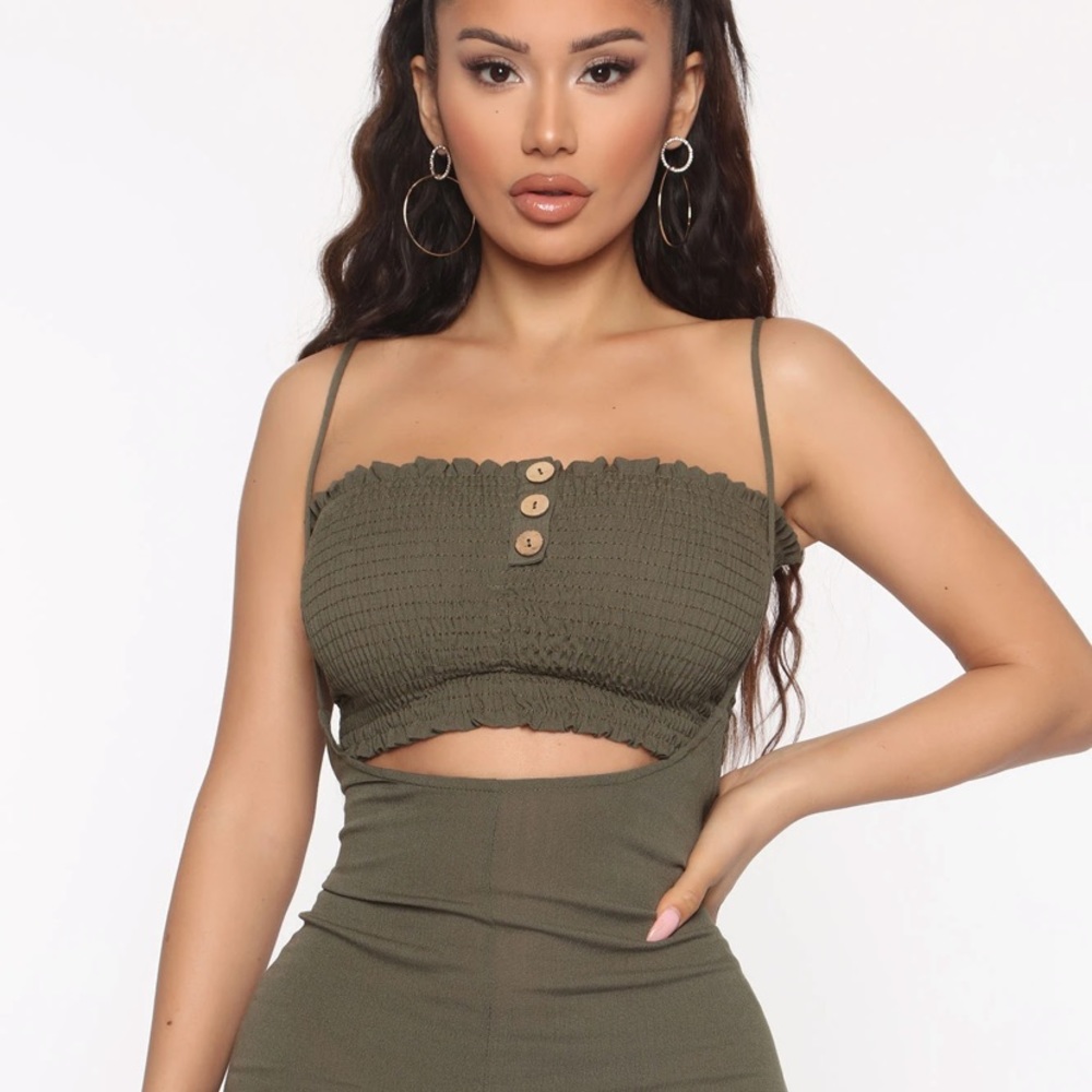 Fashionnova Mocha Waves are calling set. - Picture 3 of 12